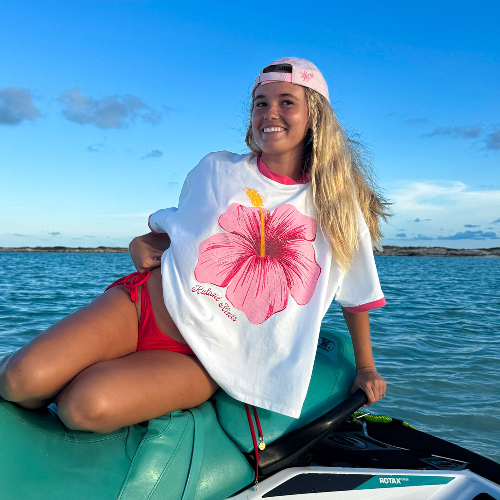 Boyfriend Bind Tee - Hibiscus Horizon