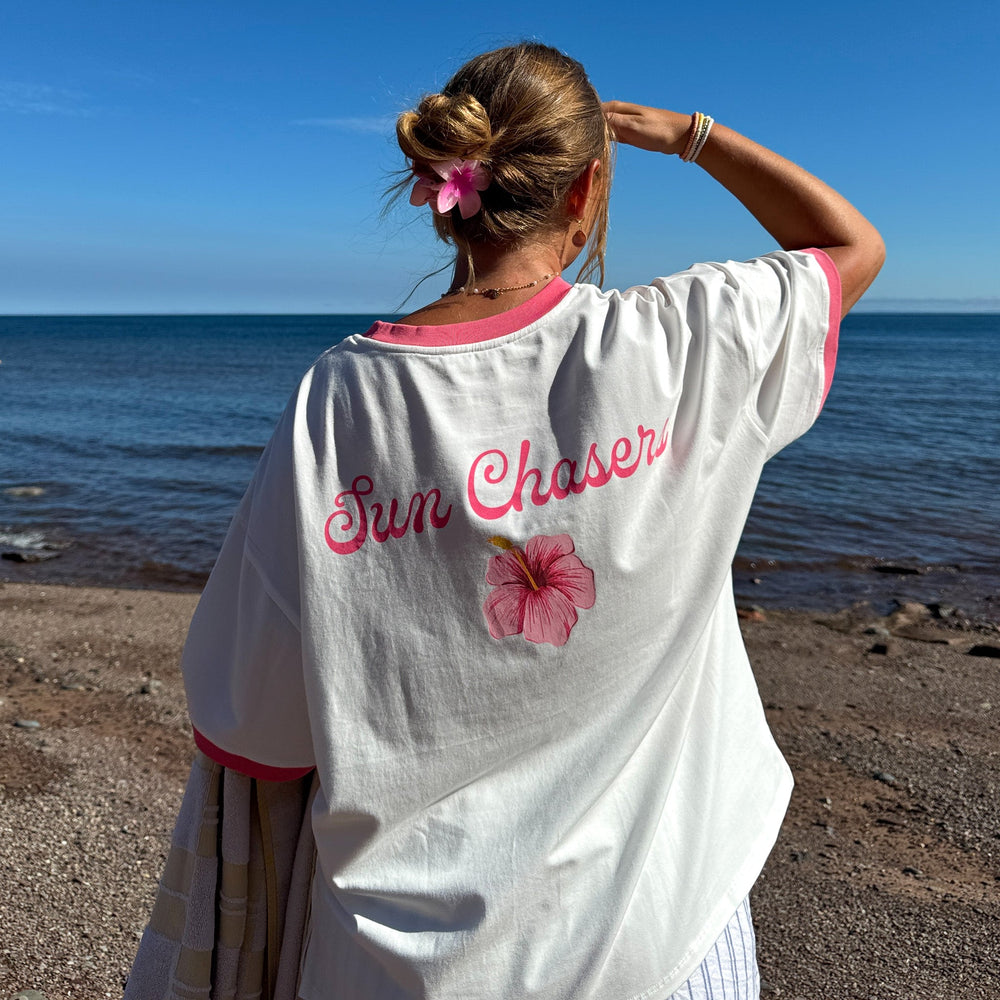 Boyfriend Bind Tee - Hibiscus Horizon